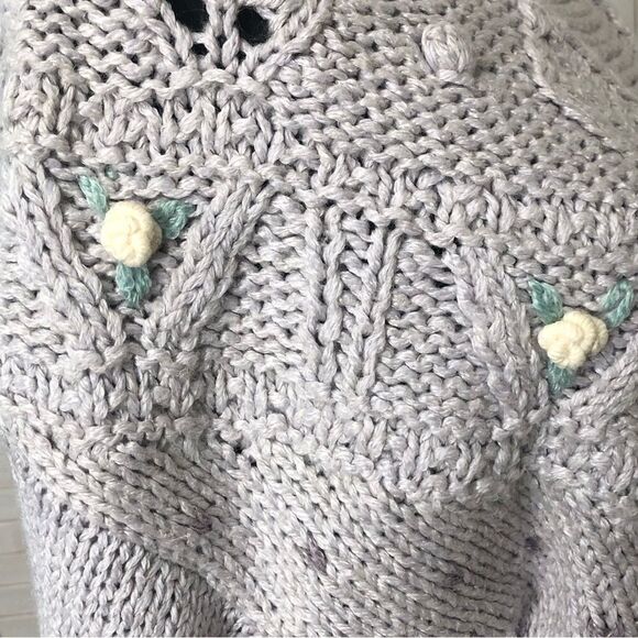 Vintage 90s Floral 3D Textured Sweater Violet Size Small - Picture 4 of 10